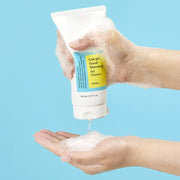 https://cdn.shopify.com/s/files/1/0568/9802/7638/files/2.7-Soko-Glam-PDP-Image-COSRX-Low-pH-Good-Morning-Gel-Cleanser-Korean-Skincare-Lifestyle-Texture_1_860x_69509bad-a435-4b77-9f66-9fc9d081c020.jpg?v=1751270778