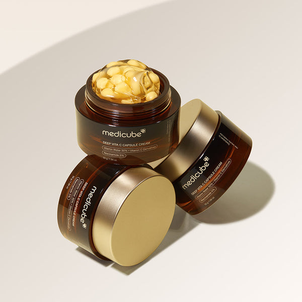 https://cdn.shopify.com/s/files/1/0568/9802/7638/files/20240216_ME_vitaCcream52966copy.jpg?v=1768557919