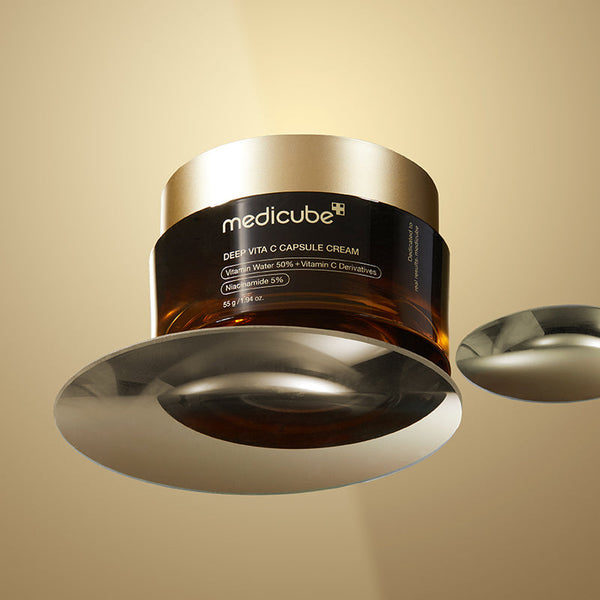 https://cdn.shopify.com/s/files/1/0568/9802/7638/files/20240216_ME_vitaCcream53198copy.jpg?v=1768557918