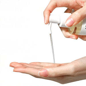https://cdn.shopify.com/s/files/1/0568/9802/7638/files/Anua_HeartleafPoreControlCleansingOil_Photo6.jpg?v=1764000371