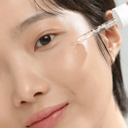 https://cdn.shopify.com/s/files/1/0568/9802/7638/files/BeautyofJoseon_GlowDeepSerumRice_Alpha-Arbutin_Photo2.jpg?v=1773646500