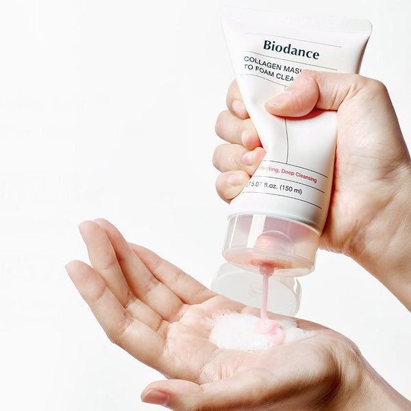 Nettoyant Biodance Collagen Mask to Foam 2-en-1 utilisable comme masque purifiant ou nettoyant moussant hydratant.