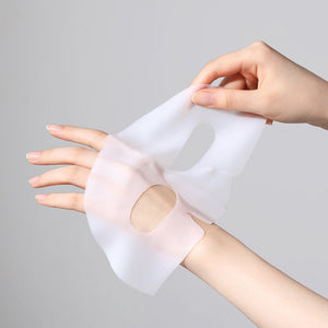 https://cdn.shopify.com/s/files/1/0568/9802/7638/files/CollagenMask_12.jpg?v=1757570699