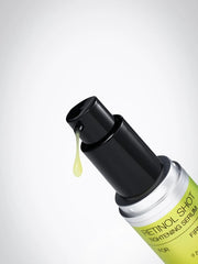 Visuel du sérum raffermissant Celimax Retinol Shot avec 0,1 % de rétinol pur et un complexe de 9 peptides, présentant ses bénéfices : améliore l’élasticité, raffermit et lisse la peau, réduit l’apparence des rides et ridules et affine le grain de peau.
