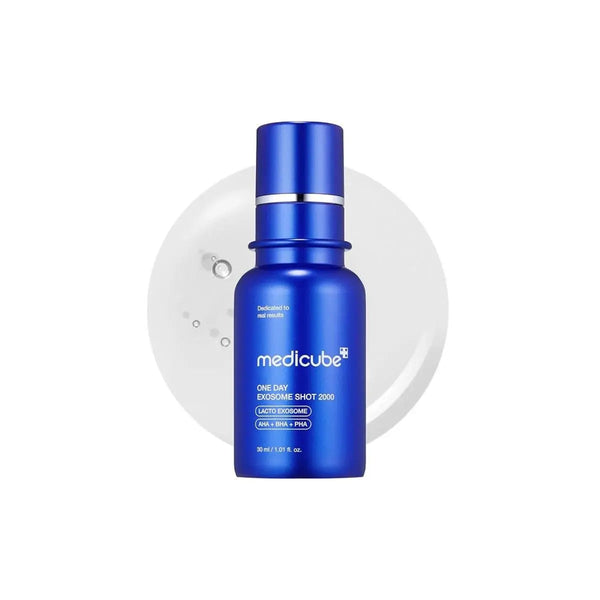 Sérum coréen Medicube One Day Exosome Shot 2000 en flacon bleu pour peau lumineuse et texture affinée